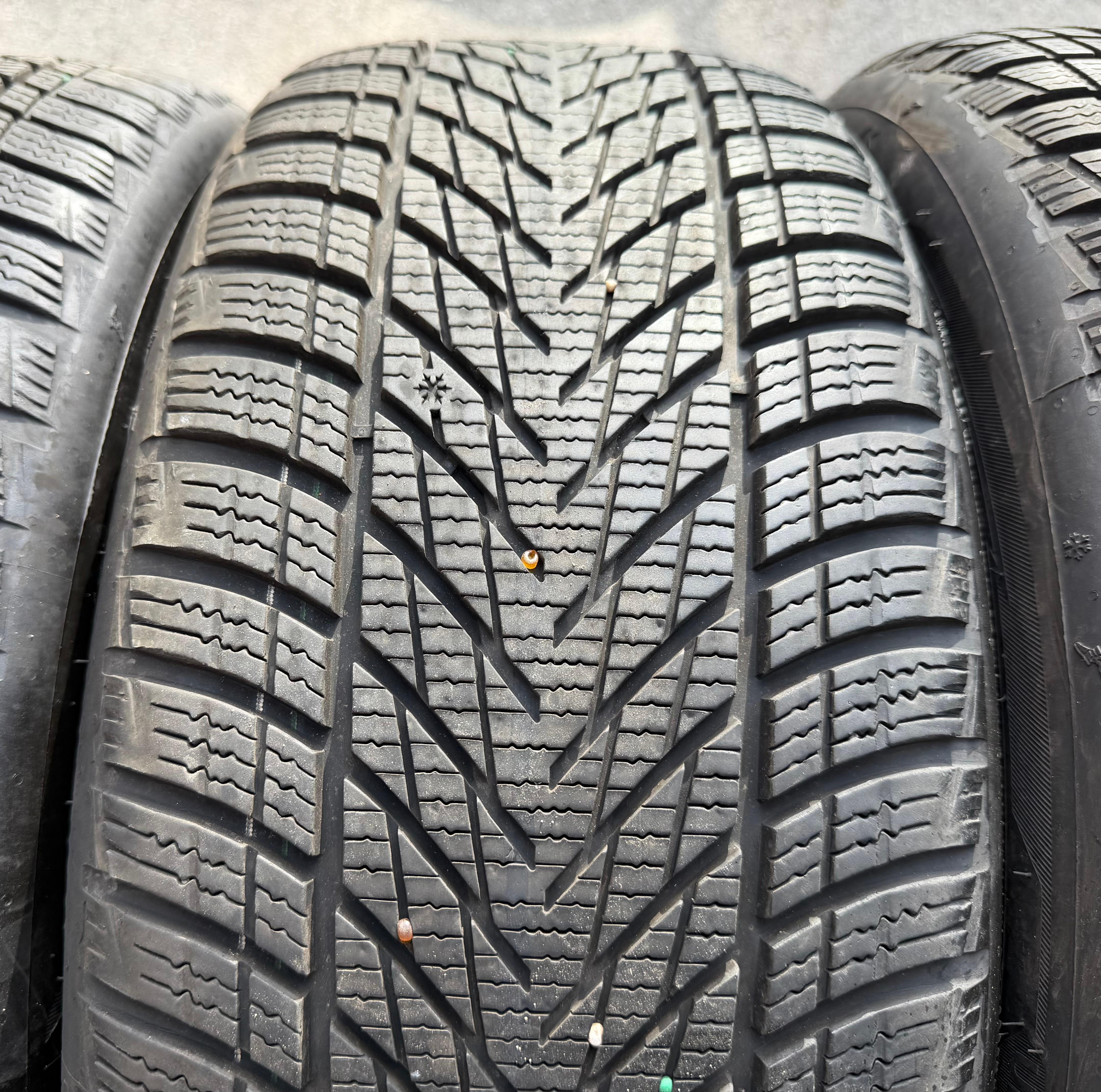 4 RUEDAS DE ALUMINIO ORIGINALES DE INVIERNO AUDI A5 S5 FU2 B10 8B3601025D 235/45R18 98H 2024