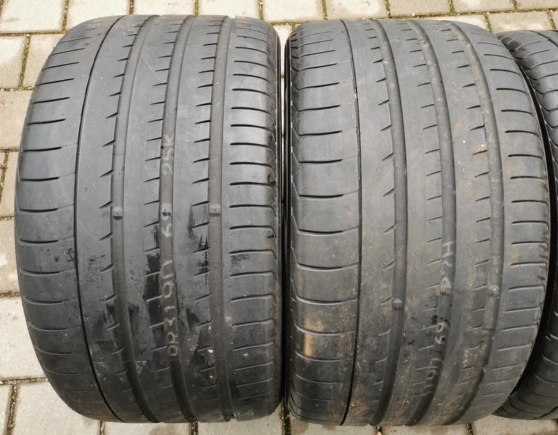 2 x 235/40R19 92Y 2 x 295/35R19 100Y Sommerreifen Yokohama Advan Sport V105 N0 5,5mm 2019
