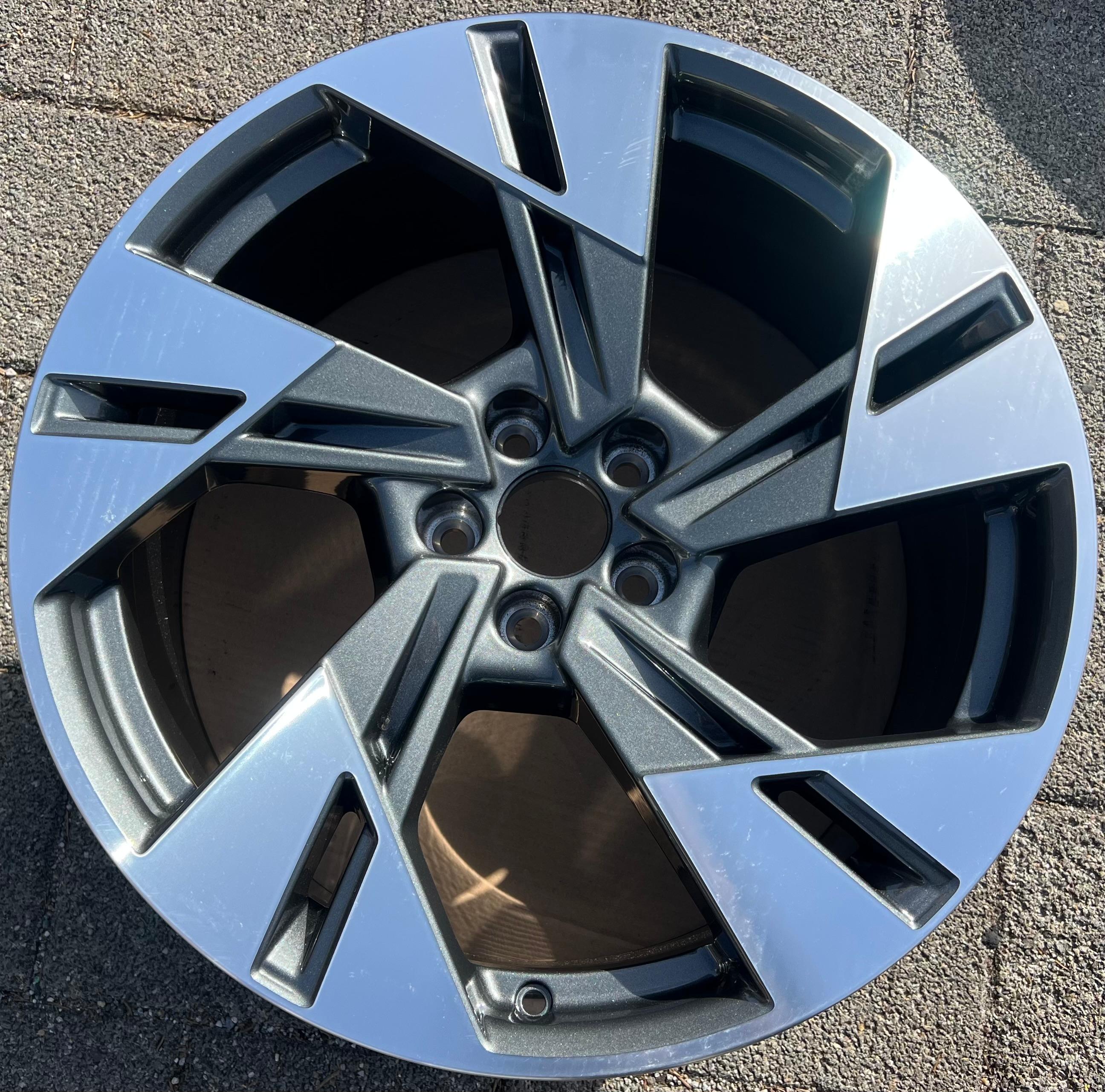 1 X ORIGINAL 20" ALUFELGE FELGE AUDI E-TRON Q8 4KE 9x20 ET38 4KE601025T FREIHAUS