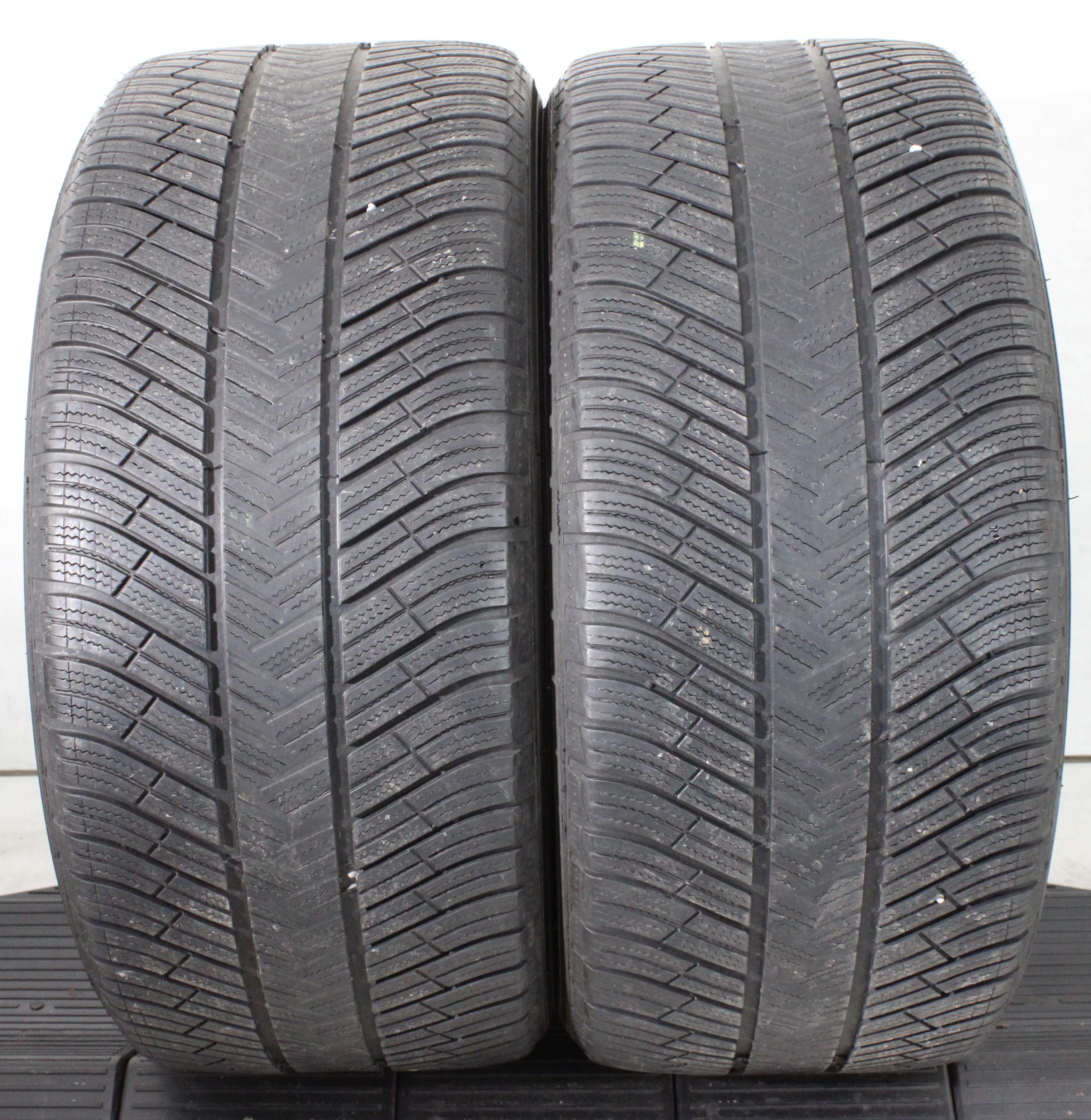 2 x 295/40R20 106V Winterreifen Michelin Latitude Alpin LA2 N0 in der Mitte 4,5-5mm und auf den Schultern 5,5-6mm. 2017