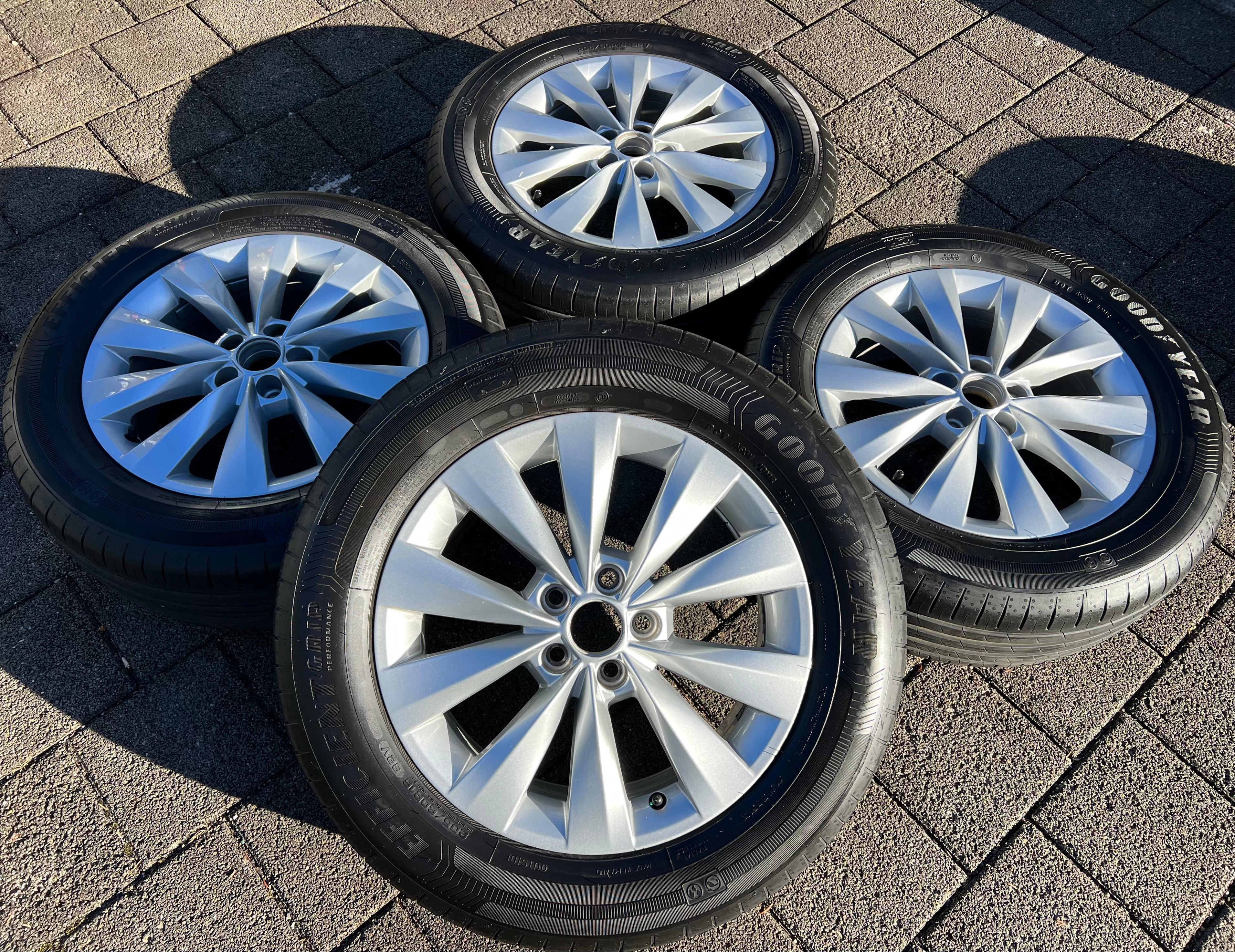 4 ORIGINAL 16" ALU SOMMERRÄDER SKODA KAMIQ NW4 658601025B 205/60R16 92H FREIHAUS