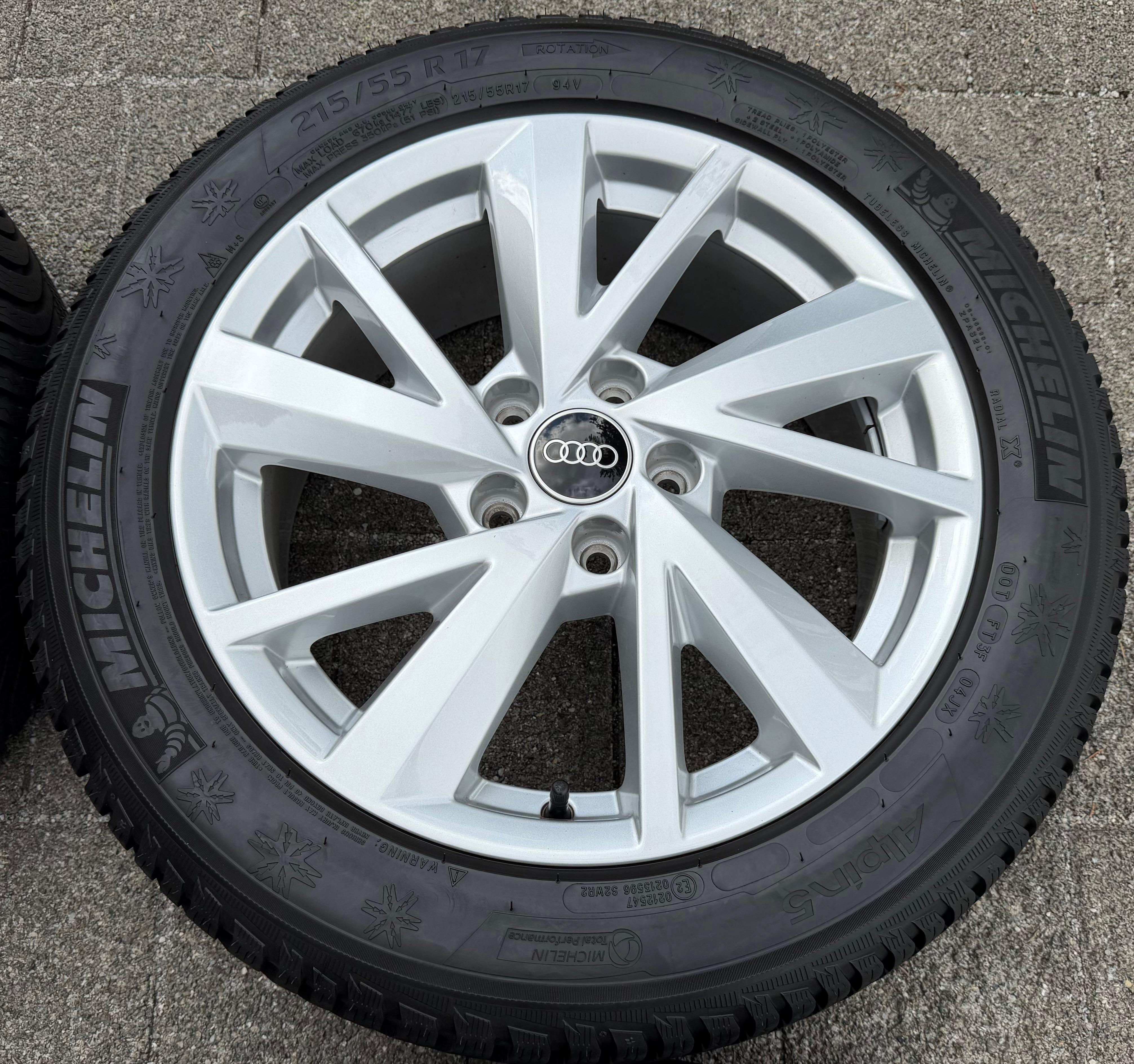 4 Original 17" Alu Winterräder Audi Q2 215/55R17 94V Michelin 8MM