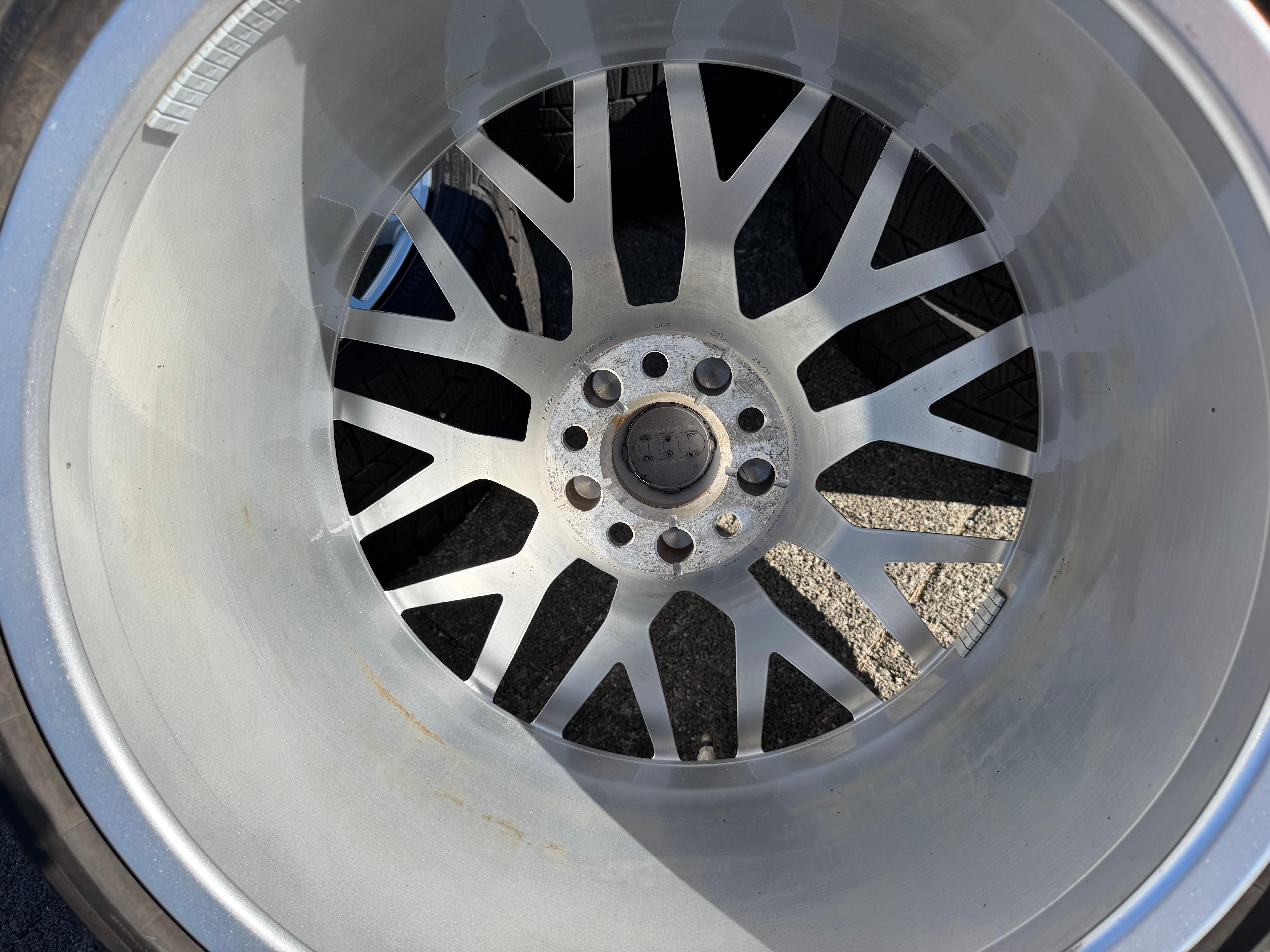 4 Original 20" Alu Winterräder Audi R8 V8 V10 4S 4S0601025G 4S0601025H Continental