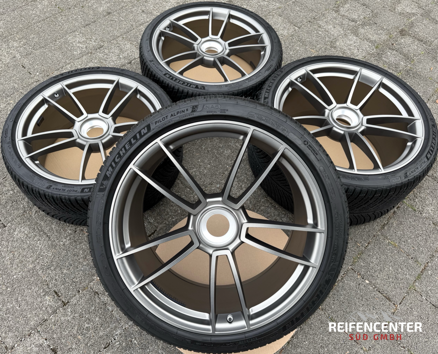 4 originele 20" 21" lichtmetalen winterwielen Porsche 911 992 Turbo S 992601025AB 992601025AC centrale wielmoer NIEUW
