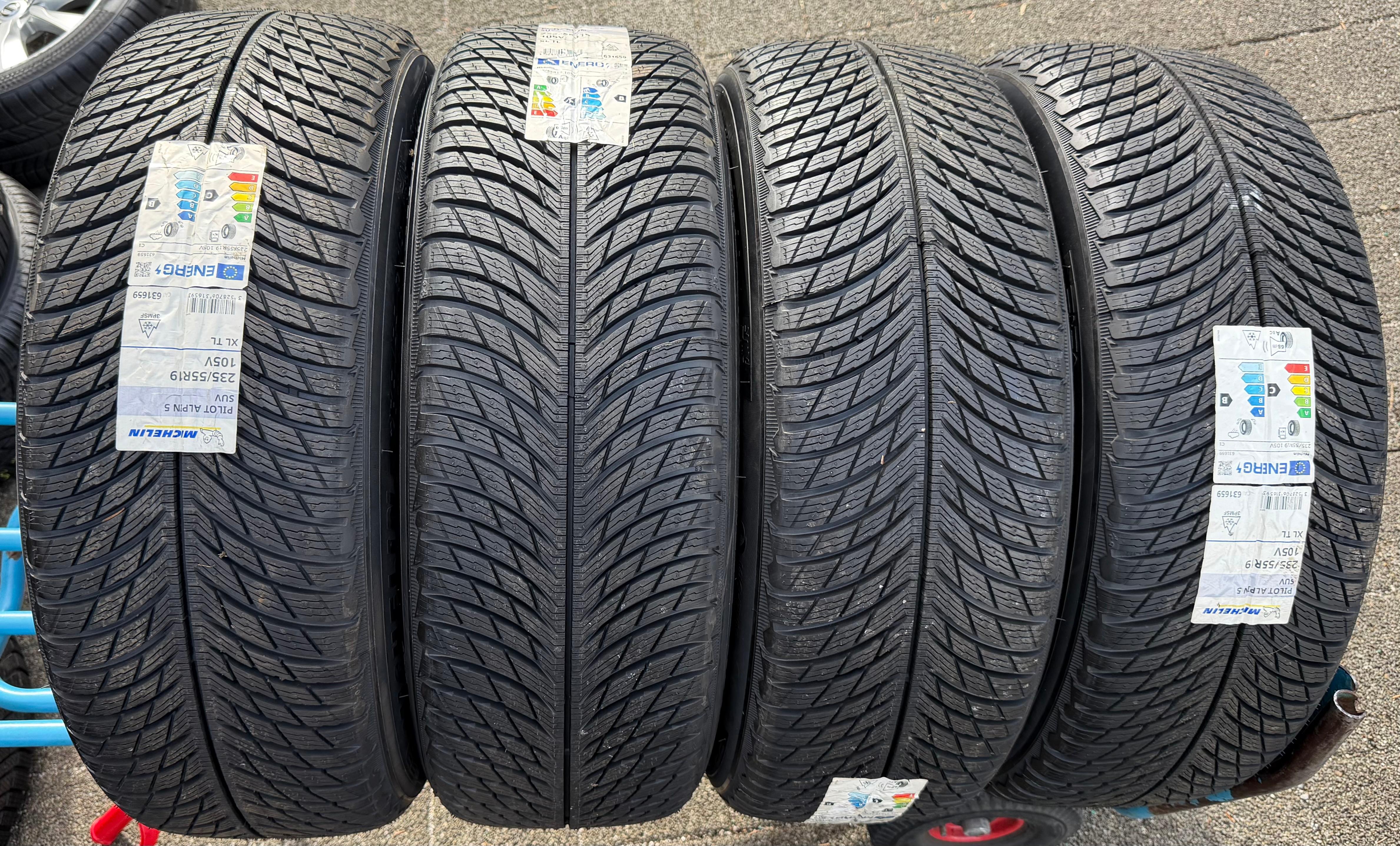 4 ruedas de invierno de aleación originales de 19" para Volvo XC90 II 31680216 235/55R19 105V Michelin