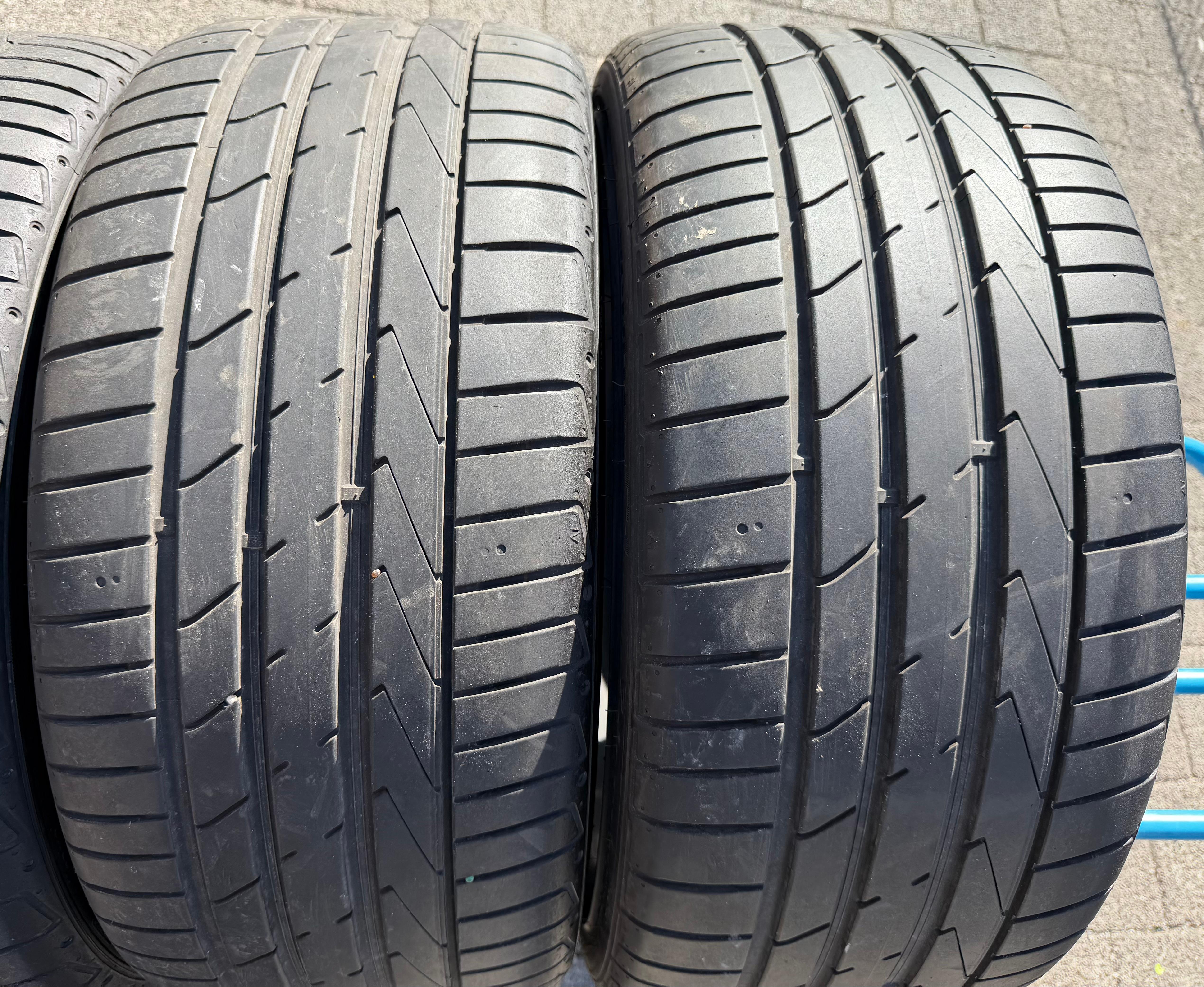 4 originele 19" lichtmetalen zomerwielen Audi A4 S4 8W B9 8W0601025DH 245/35R19 93Y Hankook